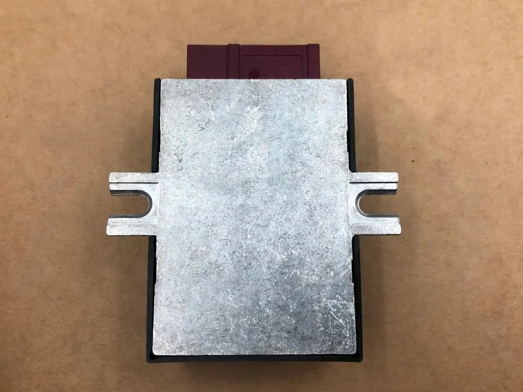 modul-pompy-paliwa-do-bmw-e70-e71-e81-e82-e84-e87-e88-e89-e90-e91-e92-e93
