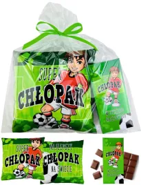 na-dzien-chlopaka-prezent-zestaw-chlopca-chlopcow-z-klasy-chlopakow-szkoly
