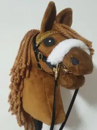 oglowie-dla-hobby-horse-a4-z-futerkiem-diamentowy-naczolek