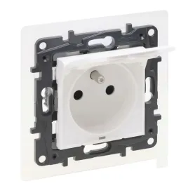 legrand-gniazdo-zasilajace-pojedyncze-z-uziemieniem-ip44-bialy-niloe-step