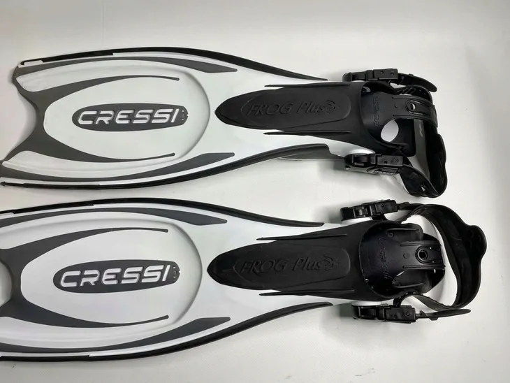 pletwy-cressi-bf205140-35-38-stan-opakowania-otwarte
