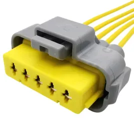 nissan-wiazka-lampy-wtyczka-kostka-zlacze