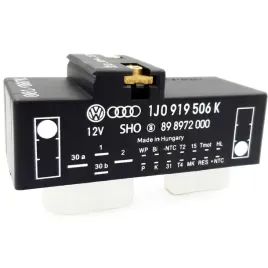 sterownik-wentylatorow-audi-a3-tt-vw-bora-golf-iv