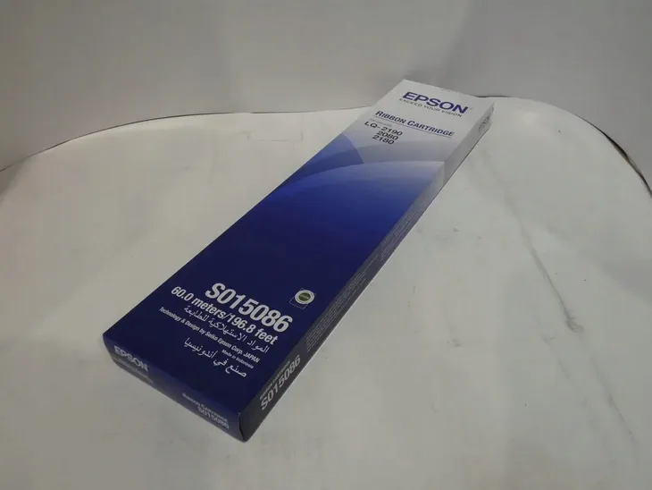 epson-black-fabric-ribbon-c13s015086-waga-z-opakowaniem-0-kg