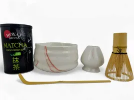 zestaw-startowy-do-herbaty-matcha-girl-bio-100g-prezent-dla-niej-rozowy