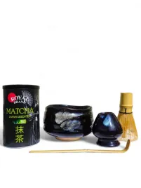 zestaw-do-herbaty-matcha-bio-100g-z-ceremonialna-czarka-miotelka-i-lyzka