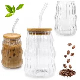 kubek-szklany-530ml-ze-slomka-drewniana-pokrywka-falujacy-do-napojow