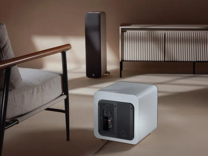 q-acoustics-q-sub80-subwoofer