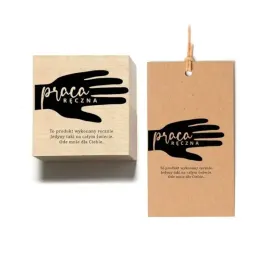 praca-reczna-napis-stempel-drewniany-5x5-cm