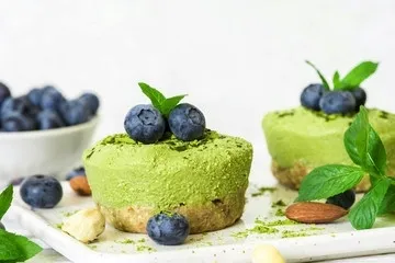 herbata-zielona-matcha-proszek-keto-do-latte-100g-ecobi-marka-ecobi