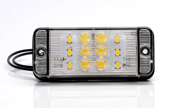 lampa-cofania-702-w84d-typ-samochodu-samochody-ciezarowe-samochody-dostawcze-samochody-kempingowe-autobusy-samochody-osobowe-4x4-suv-niezdefiniowany