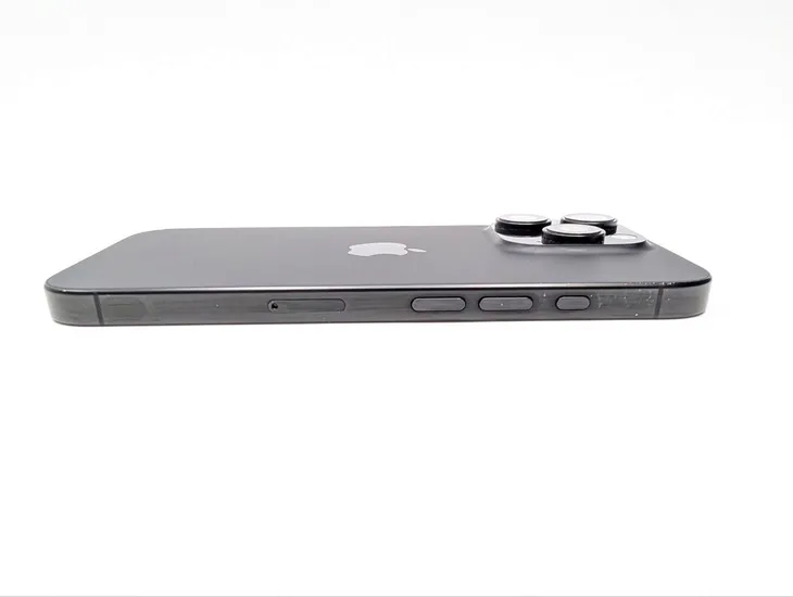 apple-iphone-16-pro-128gb-tytan-czarny-funkcje-aparatu-autofocus-cyfrowa-stabilizacja-obrazu-hdr-lampa-blyskowa-nagrywanie-wideo-optyczna-stabilizacja-obrazu-panorama-samowyzwalacz-wykrywanie-twarzy-zdjecia-seryjne-zoom