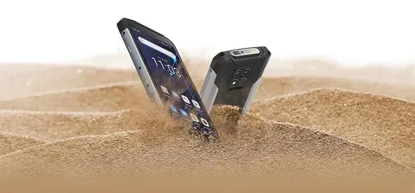 smartfon-hammer-construction-funkcje-w-telefonach-komorkowych-alarm-wibracyjny-budzik-dyktafon-funkcja-glosnomowiaca-kalendarz-kalkulator-ksiazka-telefoniczna-latarka-przypomnienia-radio-zegar
