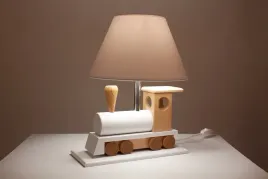 szaro-biala-lampka-nocna-do-pokoju-dzieciecego