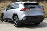 suzuki-across-2020-stopnie-boczne-progi-samochodowe-sruby-kolor-czarny