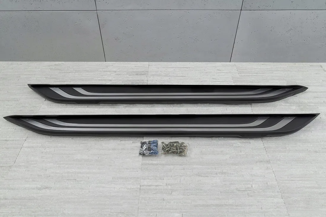 suzuki-across-2020-stopnie-boczne-progi-samochodowe-sruby