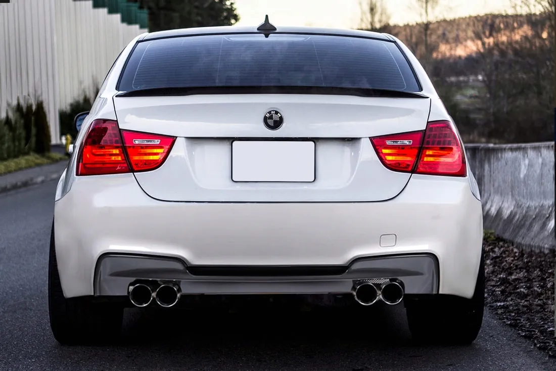 bmw-seria-3-e90-e91-e92-e93-2004-2012-kamera-cofania-dynamiczne-linie
