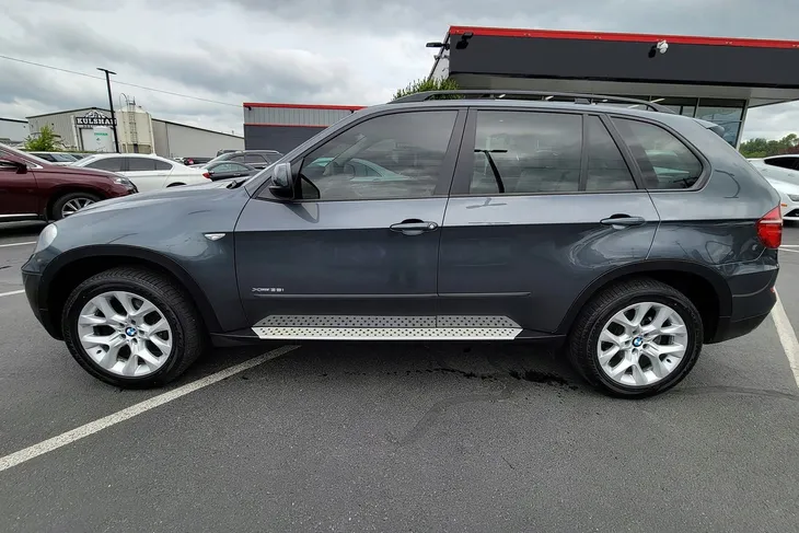 bmw-x5-e70-2006-2013-stopnie-boczne-progi-samochodowe-sruby-producent-czesci-venus-ltd