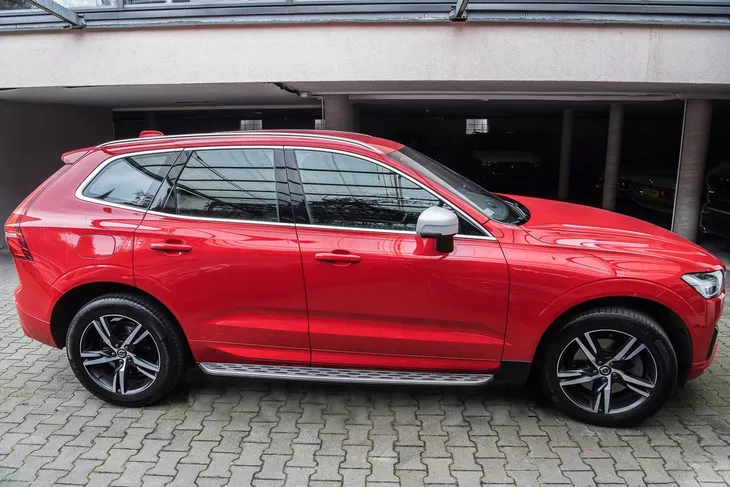 volvo-xc60-ii-2017-stopnie-boczne-progi-samochodowe-sruby-numer-katalogowy-czesci-5905226036060