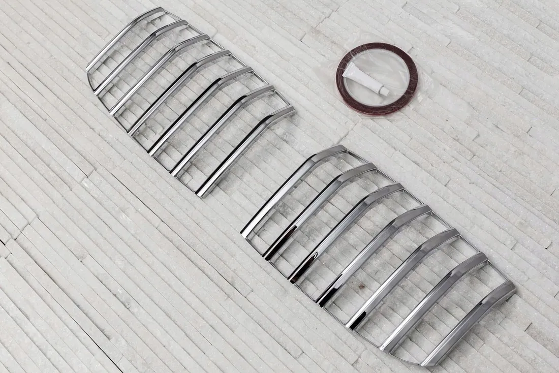 bmw-x1-e84-2009-2015-ozdobny-grill-abs
