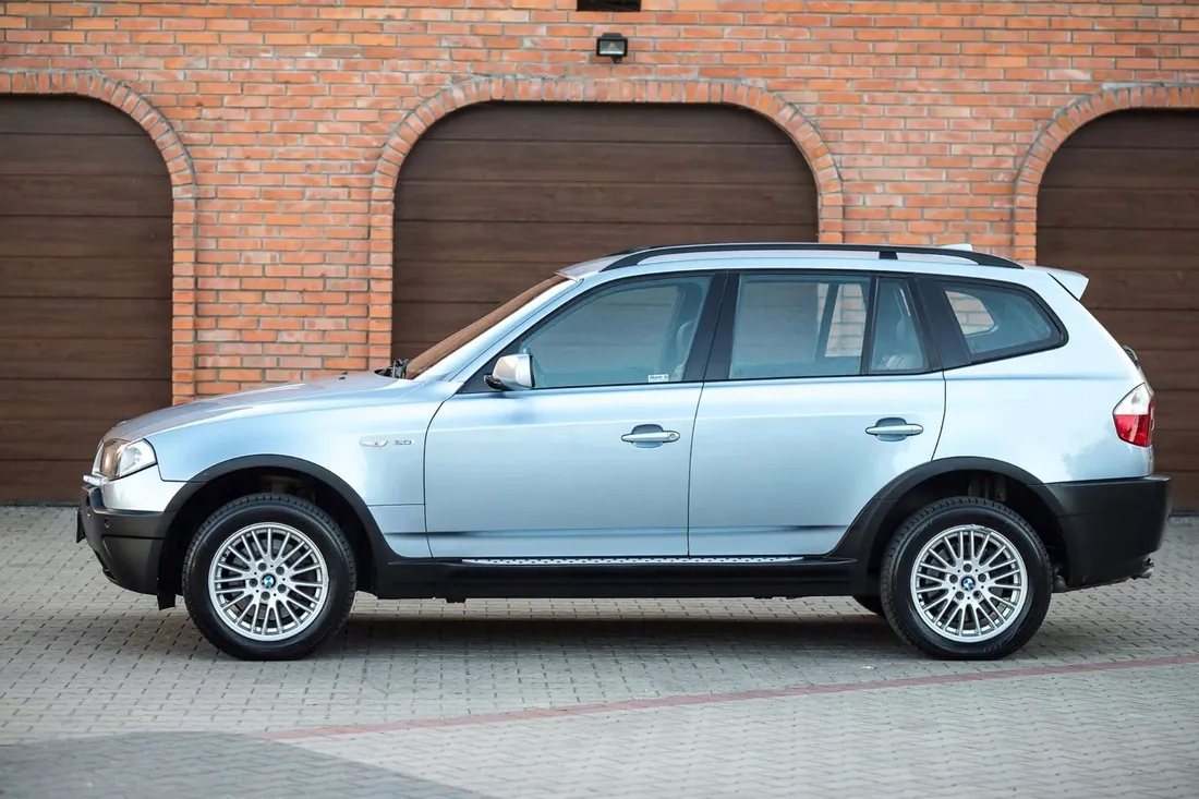 bmw-x3-e83-2003-2010-stopnie-boczne-progi-51713401810-sruby
