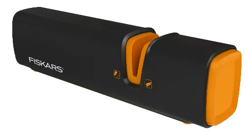ostrzalka-do-siekier-i-nozy-xsharp-fiskars