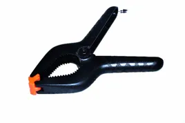 scisk-sprezynowy-225-mm
