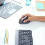 mysz-logitech-mx-vertical-ergonomiczna-praworeczna-interfejs-brak-informacji
