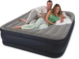 materac-dmuchany-turystyczny-2-osobowy-203x152x42cm-intex-wbudowana-pompka