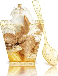 50-mini-kubkow-deserowych-60ml-z-lyzeczkami-zloty-brokat-kwadratowe-wesele