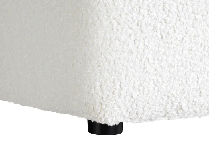 puf-kansas-boucle-bialy-glebokosc-mebla-38-cm