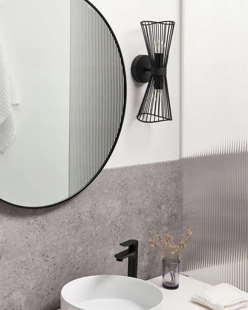 lampa-scienna-parada-metal-czarny-material-dominujacy-metal