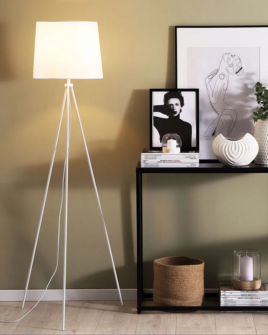 lampa-podlogowa-sambra-metal-bialy
