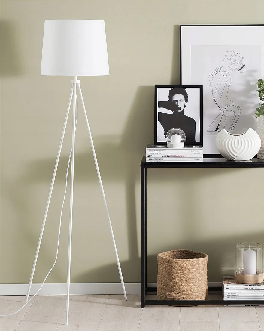 lampa-podlogowa-sambra-metal-bialy