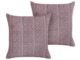 zestaw-2-poduszek-dekoracyjnych-silybum-welur-45-x-45-cm-rozowy-wzor-geo