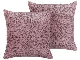 zestaw-2-poduszek-dekoracyjnych-romneya-welur-45-x-45-cm-rozowy-wzor-kwi