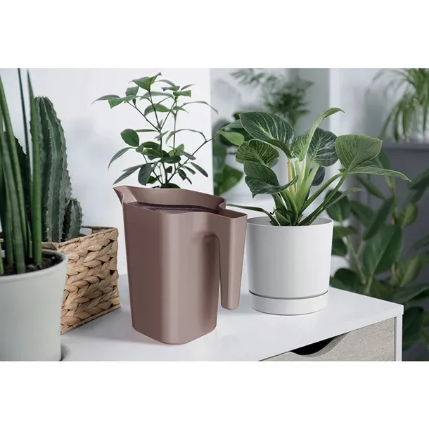 konewka-ikj2-jug-18l-bialy-marka-prosperplast