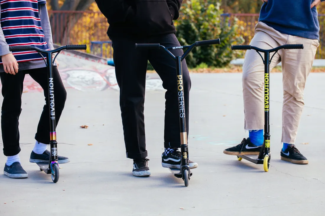 hulajnoga-stunt-raven-evolution-slick-lemon-100mm