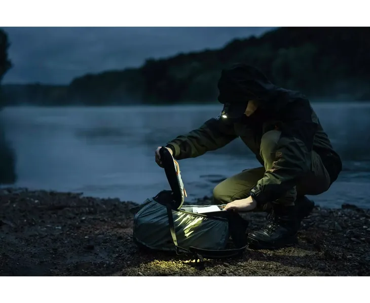 latarka-armytek-prime-c1-pro-white-wiazka-swiatla-rozproszona