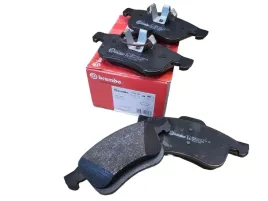 klocki-hamulcowe-przod-fiat-doblo-opel-combo-brembo-p23130