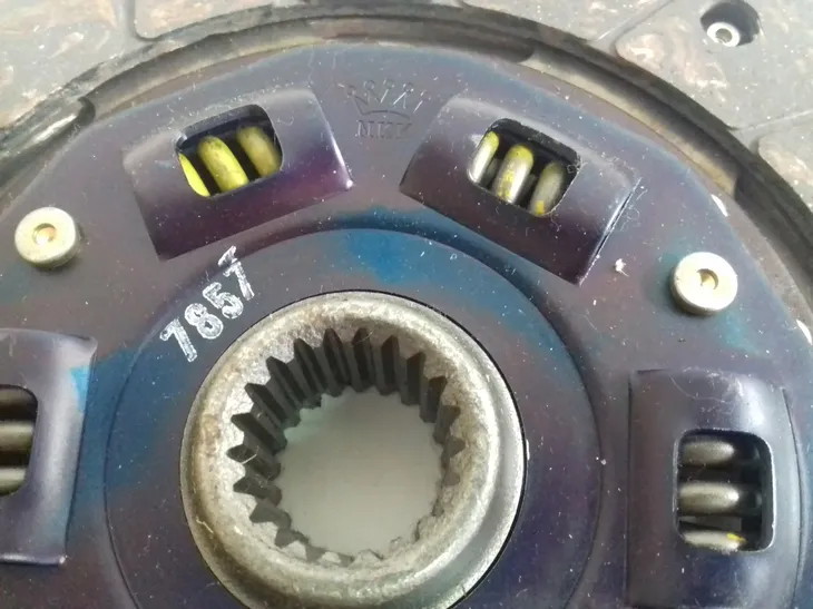 tarcza-sprzegla-toyota-corolla-e7-e8-e9-1980-1992-typ-silnika-benzyna