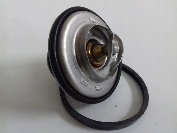 termostat-bmw-e34-e36-e30-producent-czesci-intermotor