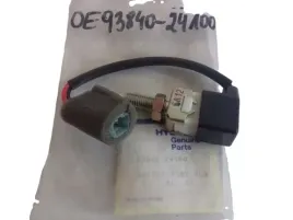 wlacznik-swiatel-stop-hyundai-lantra-pony-accent