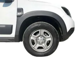 dacia-duster-2018-nadkola-poszerzenia-nadkoli-blotnikow