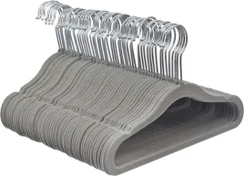 c3370-amazonbasics-wieszaki-welurowe-szare-30szt