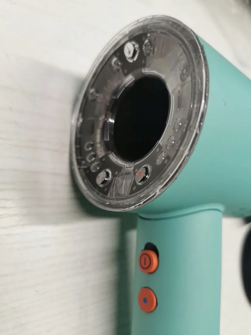 suszarka-do-wlosow-dyson-supersonic-nural