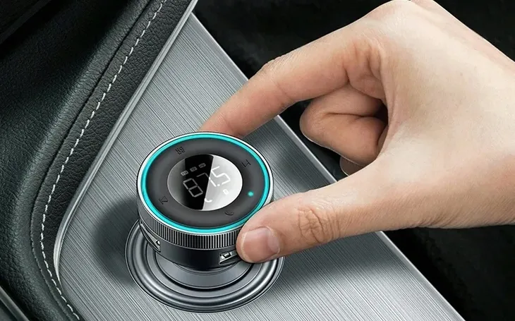 transmiter-fm-bluetooth-5-0-microsd-aux-baseus-funkcje-ladowarka-usb