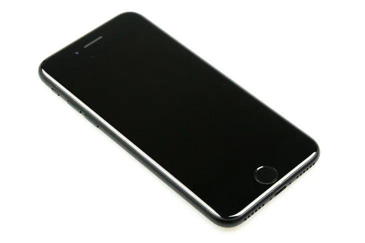 apple-iphone-7-32gb-space-gray-komunikacja-bluetooth