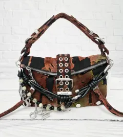 desigual-wielokolorowa-torebka-z-krotkim-uchwytem-i-dlugim-paskiem
