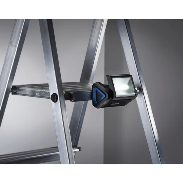 varta-work-flex-aera-light-3-x-baterie-aa
